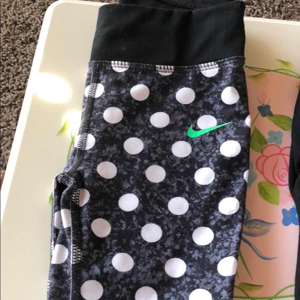 ❌SOLD❌ Toddler girls size 4 Nike leggings